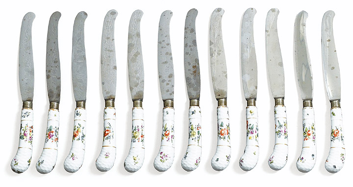 knives at auction