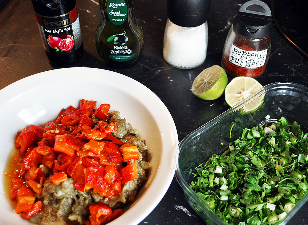 Turkish eggplant salad ingredients